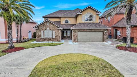 2913 Country Club Drive, Lynn Haven FL - photo 6 of 101