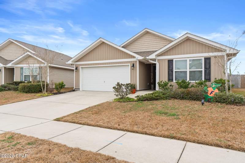 4 bedroom SingleFamilyResidence at 212 Red Bay Road, Bridge Harbor, Panama City — photo 3