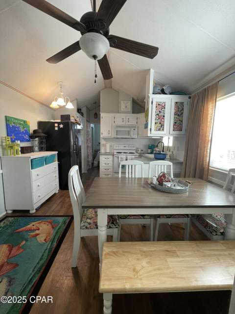 1219 Thomas 113, Panama City FL - photo 21 of 37