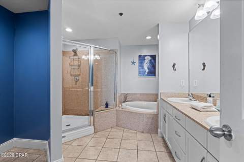 9860 S Thomas Drive 1006, Panama City FL - photo 15 of 33