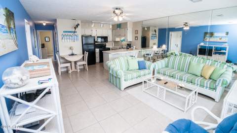 17670 Front Beach Road I4, Panama City Beach FL - photo 7 of 44