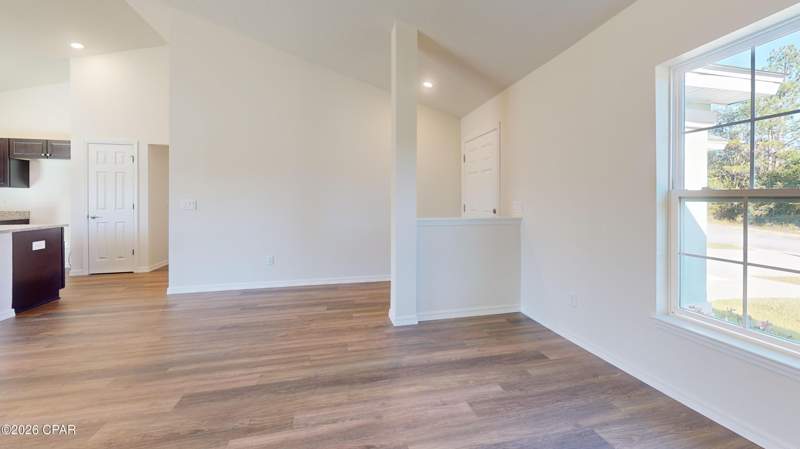 3 bedroom SingleFamilyResidence at 3984 Quail Court, Sunny Hills Unit 1, Chipley — photo 4