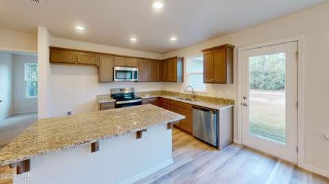 3900 Bricknell Avenue, Chipley FL - photo 13 of 19