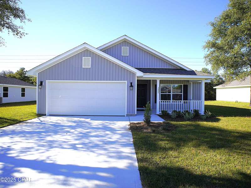3 bedroom SingleFamilyResidence at 3884 Bricknell Avenue, Sunny Hills Unit 1, Chipley — photo 1