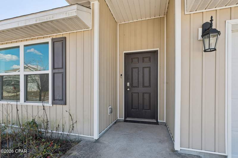 4 bedroom SingleFamilyResidence at 7128 Ellie B Drive, Barrett's Park, Panama City — photo 2
