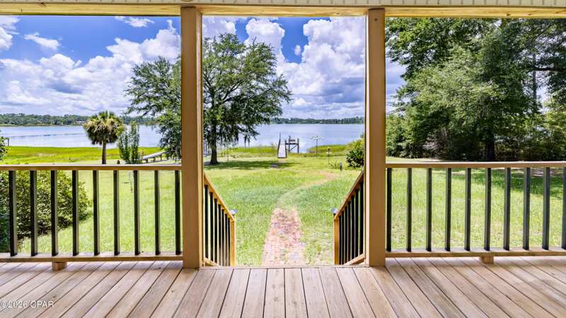 3 bedroom SingleFamilyResidence at 3628 Seminole Lane, Silver Lake, Marianna — photo 1