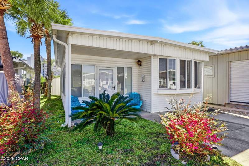 1 bedroom ManufacturedHome at 50 Gulf Loop, Venture Out Travel Trail, Panama City Beach — photo 2