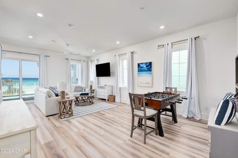 6 bedroom SingleFamilyResidence at 13657 Front Beach Road, Margaritaville Cottages, Panama City Beach — photo 4
