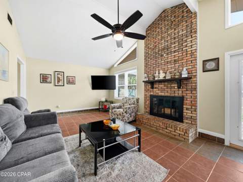 4326 Pine Tree Lane, Lynn Haven FL - photo 17 of 42