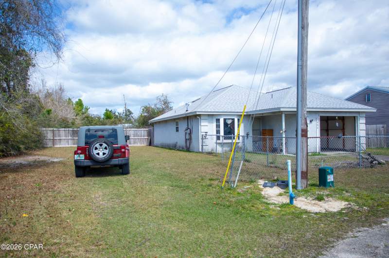 3 bedroom SingleFamilyResidence at 7006 E Fox Court, Fox Place Estates, Panama City — photo 4