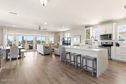 5522 Thomas Drive, Panama City FL - photo 11 of 23