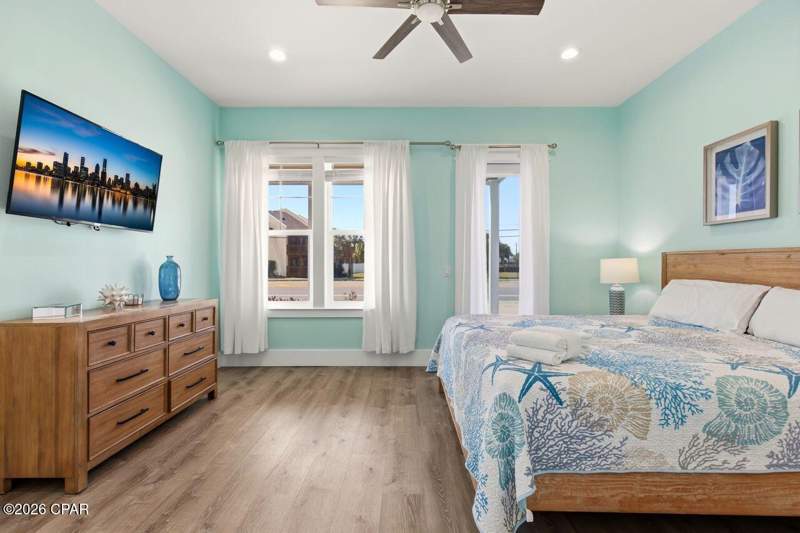 4 bedroom SingleFamilyResidence at 5522 Thomas Drive, Gulf Lagoon Beach, Panama City — photo 5