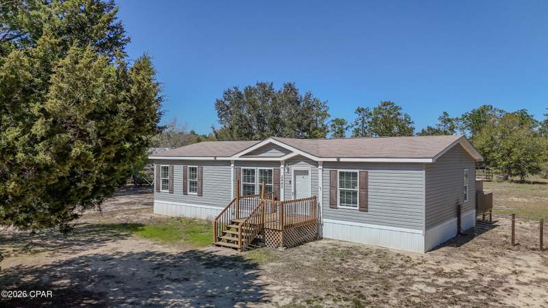3 bedroom ManufacturedHome at 2442 Pinewood Drive, Grassy Pond Ranch, Chipley — photo 2