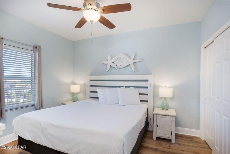 2 bedroom Condominium at 9860 S Thomas Drive 827, Laketown Wharf, Panama City — photo 3