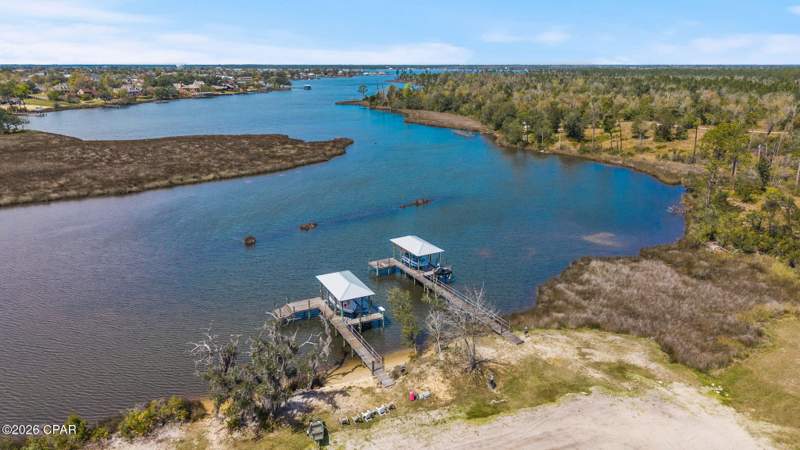 3 bedroom SingleFamilyResidence at 106 Redfish Way, Village Of Mill Bayou/Shoreline Village Ph 1A, Panama City — photo 5