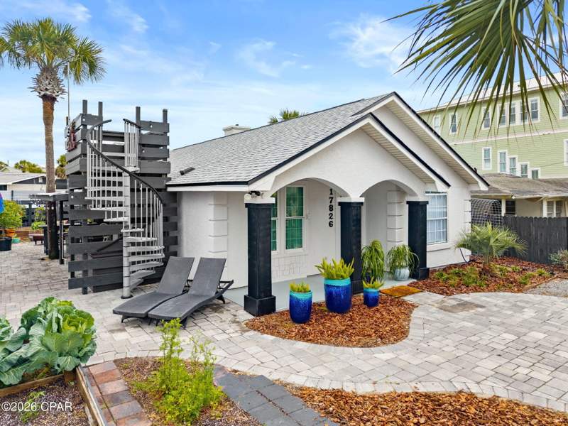 2 bedroom SingleFamilyResidence at 17826 Front Beach Road, Miramar Beach, Panama City Beach — photo 2