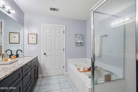 4944 Deerwood Avenue, Youngstown FL - photo 14 of 33