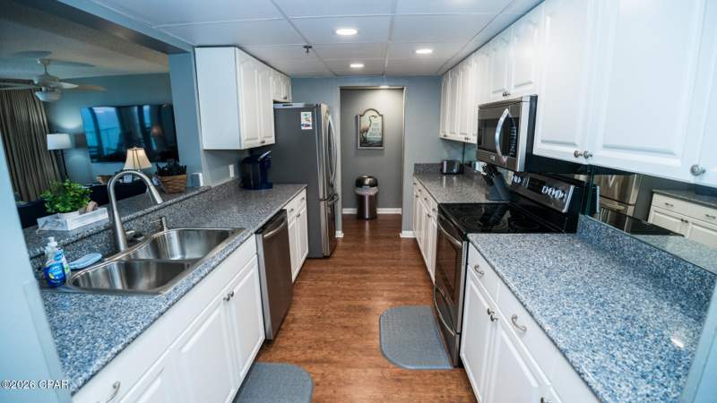 3 bedroom Condominium at 10513 Front Beach 2-1301, Long Beach Towers II, Panama City Beach — photo 4