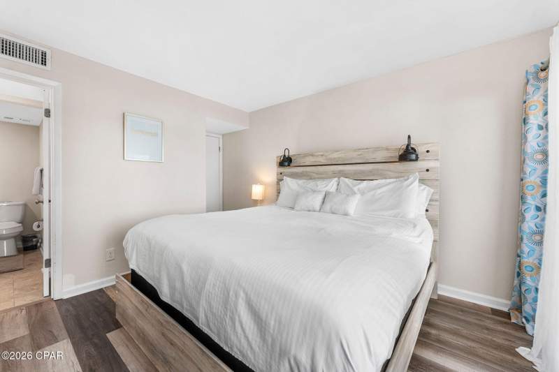 2 bedroom Condominium at 23223 Front Beach Road A139, Pinnacle Port Phase 1-A, Panama City Beach — photo 3
