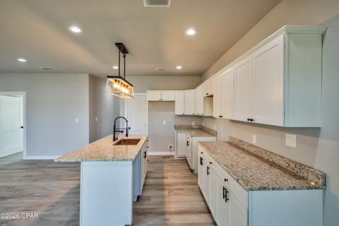 9019 Pecan Avenue, Youngstown FL - photo 9 of 54