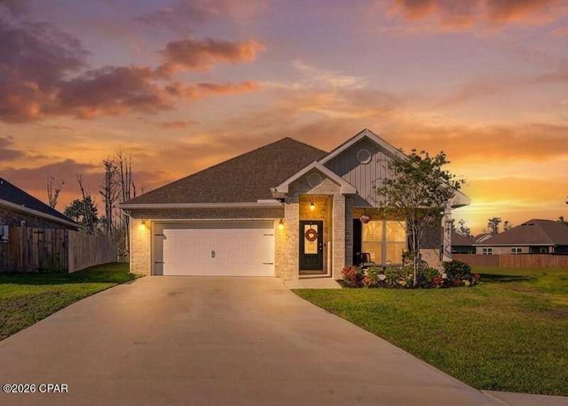 4 bedroom SingleFamilyResidence at 1245 Conolly Boulevard, Andrews Plantation, Lynn Haven — photo 1