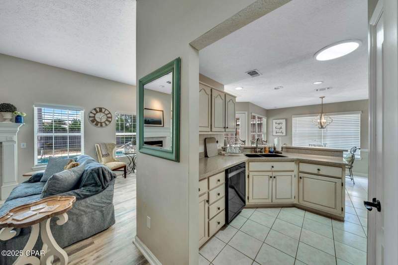 3 bedroom SingleFamilyResidence at 128 Bonaire Drive, Summer Breeze, Panama City Beach — photo 3