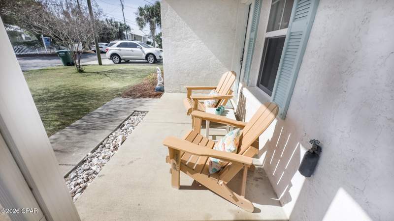 2 bedroom SingleFamilyResidence at 211 El Prado Place, Laguna Beach, Panama City Beach — photo 4