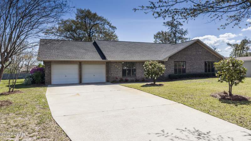 3 bedroom SingleFamilyResidence at 2734 Jamedon Drive, Oxford Place, Panama City — photo 2