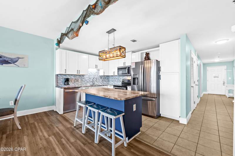 3 bedroom Condominium at 9902 S Thomas Drive 1734, Laketown Wharf, Panama City — photo 2