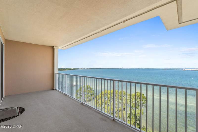 1 bedroom Condominium at 2400 Grandiflora Boulevard 1002, Magnolia Bay Club, Panama City — photo 5
