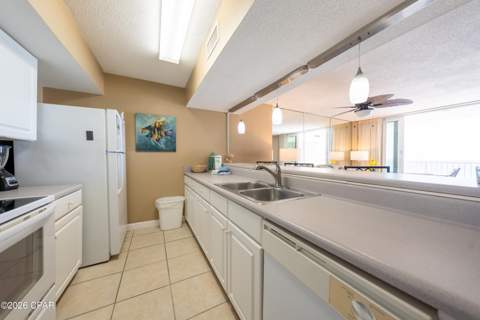 7205 Thomas Drive 1504, Panama City FL - photo 18 of 39
