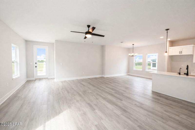 5 bedroom SingleFamilyResidence at 7188 Legacy Court, Parkbrook, Panama City — photo 3