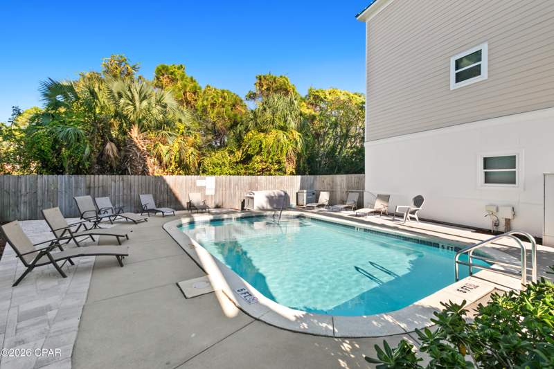 5 bedroom Attached at 512 Dement Circle C, Long Beach 3rd, Panama City Beach — photo 3