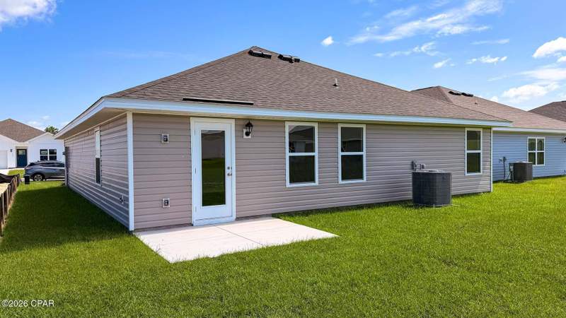3 bedroom SingleFamilyResidence at 7057 William Pitsenbarger Road, Liberty, Panama City — photo 3