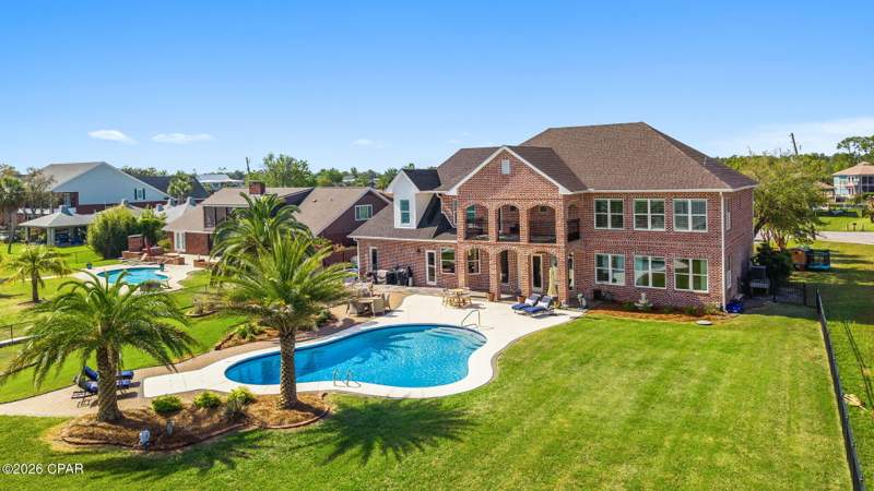 5 bedroom SingleFamilyResidence at 4734 Baywood Drive, Baywood Shores Estates, Lynn Haven — photo 2