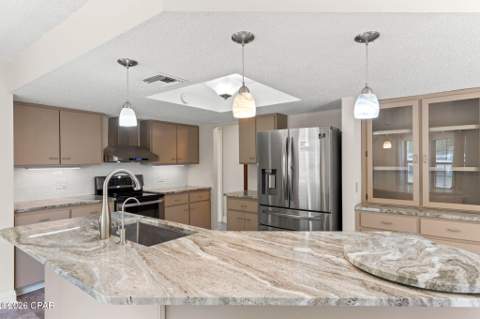 2199 Sunny Hills Boulevard, Chipley FL - photo 15 of 39