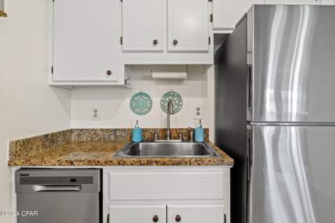 134 Damon Circle Unit D, Panama City Beach FL - photo 10 of 34