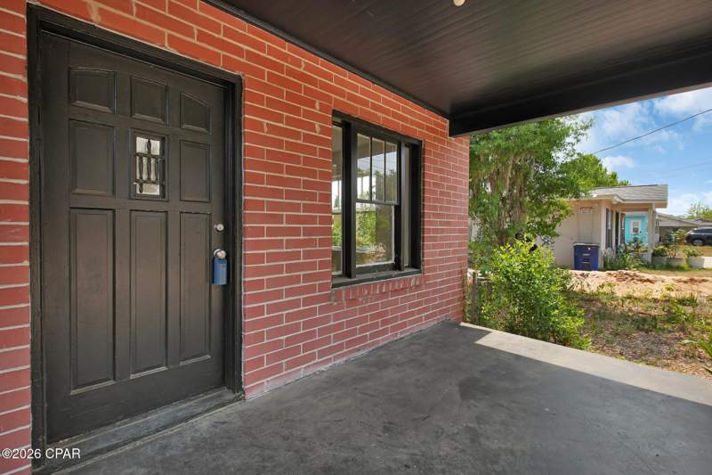 3 bedroom SingleFamilyResidence at 1824 Grant Avenue, Bayview Add, Panama City — photo 4