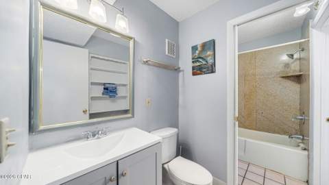 8743 Thomas Drive 622, Panama City FL - photo 7 of 39