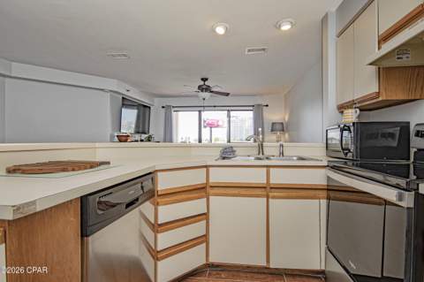 8730 Thomas Drive 1207B, Panama City Beach FL - photo 11 of 90