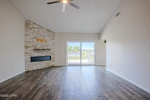1918 Country Club Drive, Lynn Haven FL - photo 12 of 90