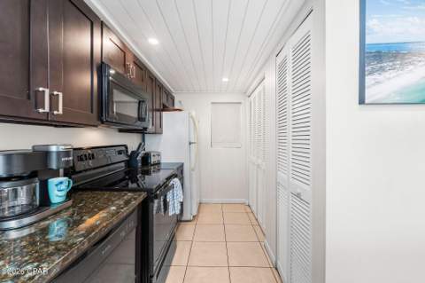 9812 Beach Boulevard D, Panama City FL - photo 9 of 40