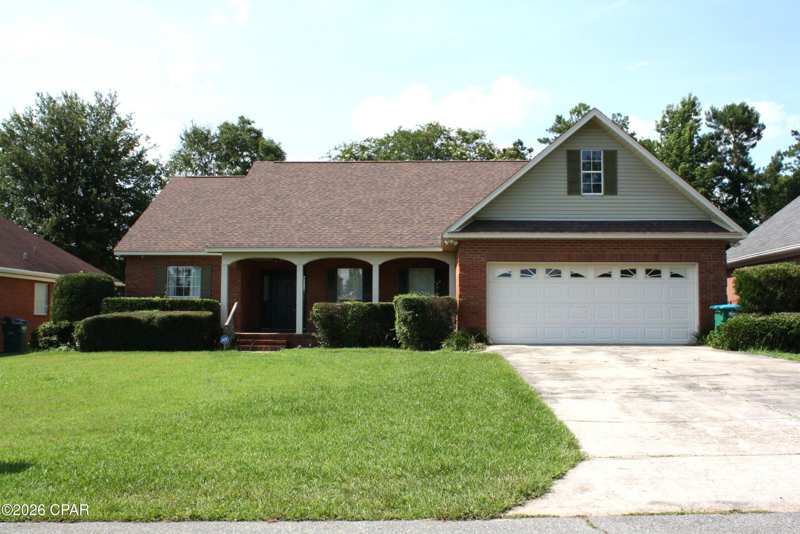 3 bedroom SingleFamilyResidence at 2549 Woods View Drive, Camellia Acres, Marianna — photo 1
