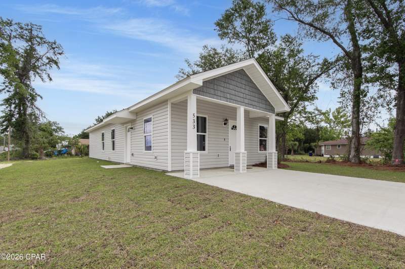 3 bedroom SingleFamilyResidence at 533 E 9th Street, Sunny South Add, Panama City — photo 3