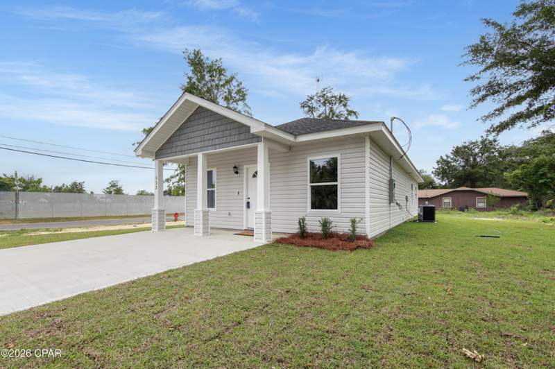 3 bedroom SingleFamilyResidence at 533 E 9th Street, Sunny South Add, Panama City — photo 4