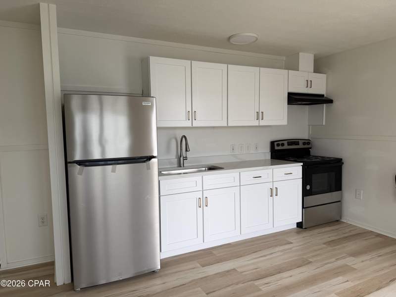 3 bedroom ManufacturedHome at 102 Sims Avenue 1, St And Bay Dev Co, Panama City — photo 3