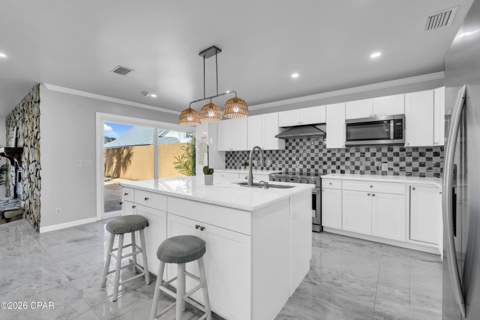 8120 S Lagoon Drive, Panama City FL - photo 6 of 71