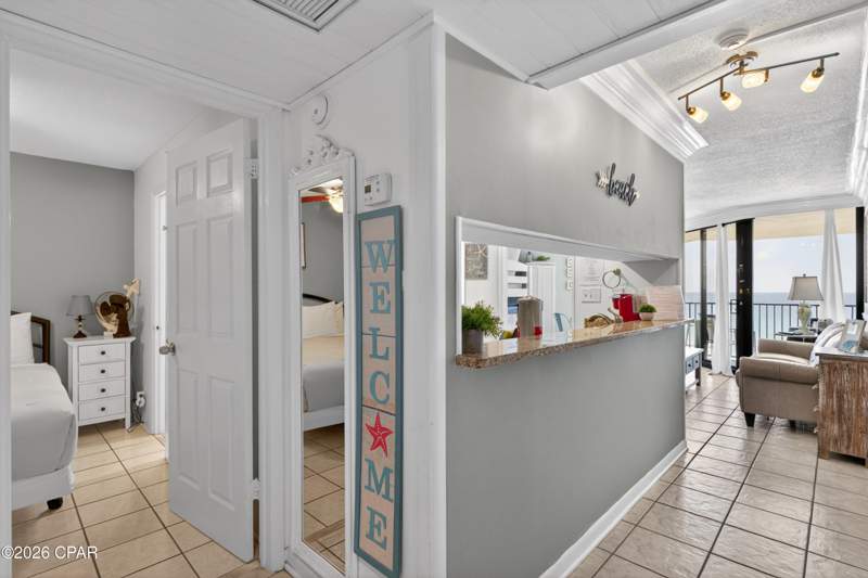 1 bedroom Condominium at 9850 S Thomas Drive 1103E, Sunbird Condo, Panama City — photo 3