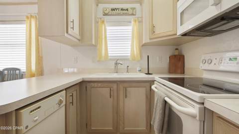 1219 Navy Boulevard 148, Panama City FL - photo 17 of 27