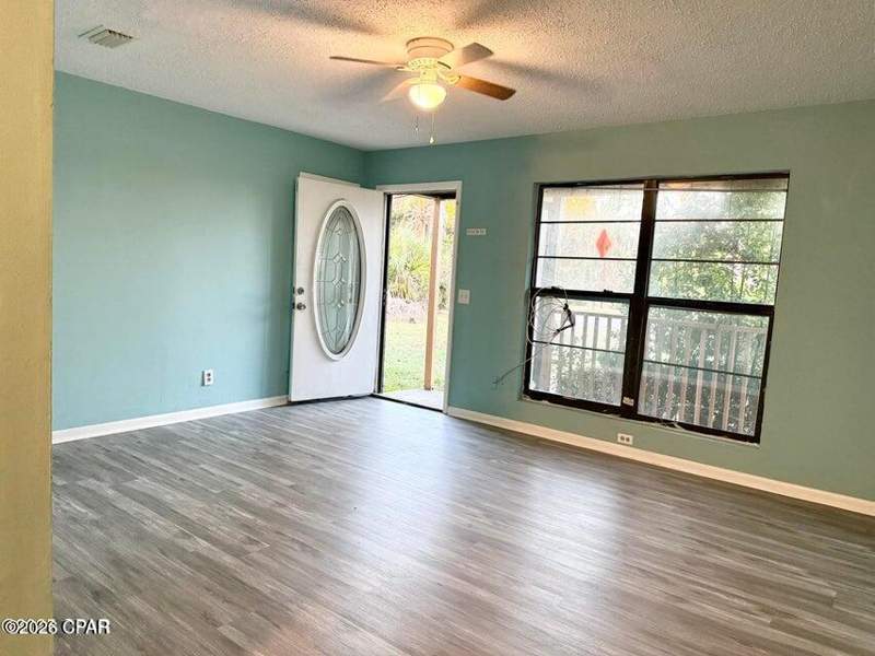 3 bedroom SingleFamilyResidence at 1707 Michigan Avenue, Bayview Add, Panama City — photo 5